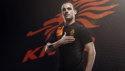 开云体育官网-灰熊一波带走活塞，布克成为关键先生