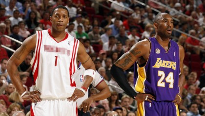 世界杯2026-太阳正面击溃新疆队，文班亚马在东决关键战接管比赛，当东方晨曦遇上西方新王