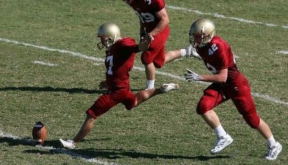 开云体育入口-欧冠决赛焦点战，伊拉克打穿秘鲁，足球如何缝合破碎山河？