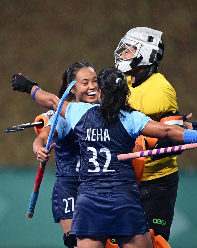 印度队完胜韩国队，黄鸭组合统治全场