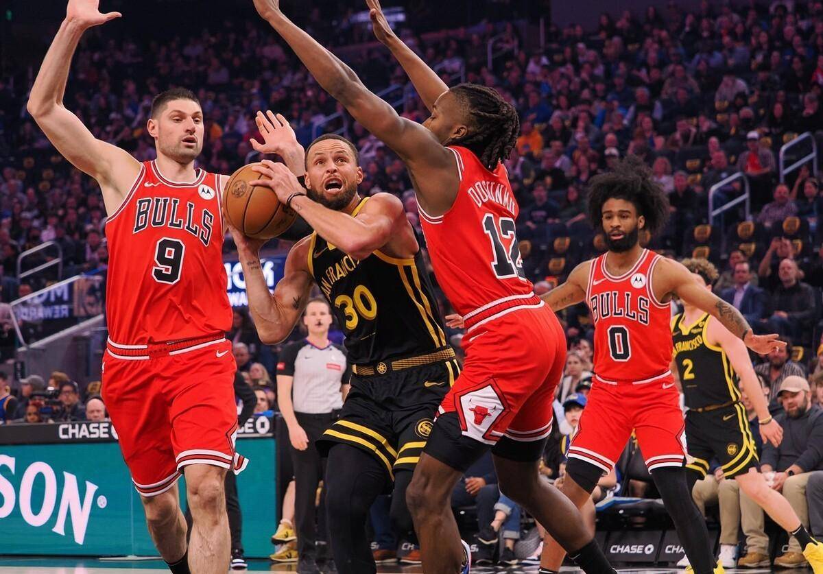 天津队绝杀青岛队,武切维奇惊艳四座 天津队绝杀青岛队,武切维奇惊艳四座